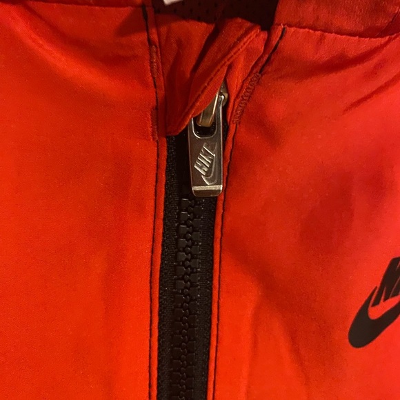 Kids Nike windbreaker (3T—4T) - Picture 2 of 8